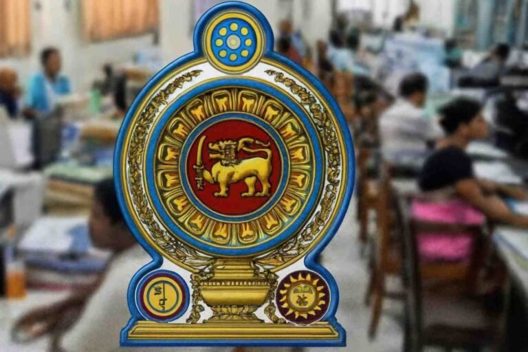 දෙවන කාර්තුවේදි රාජ්‍යය සේවකයින් පහලට..