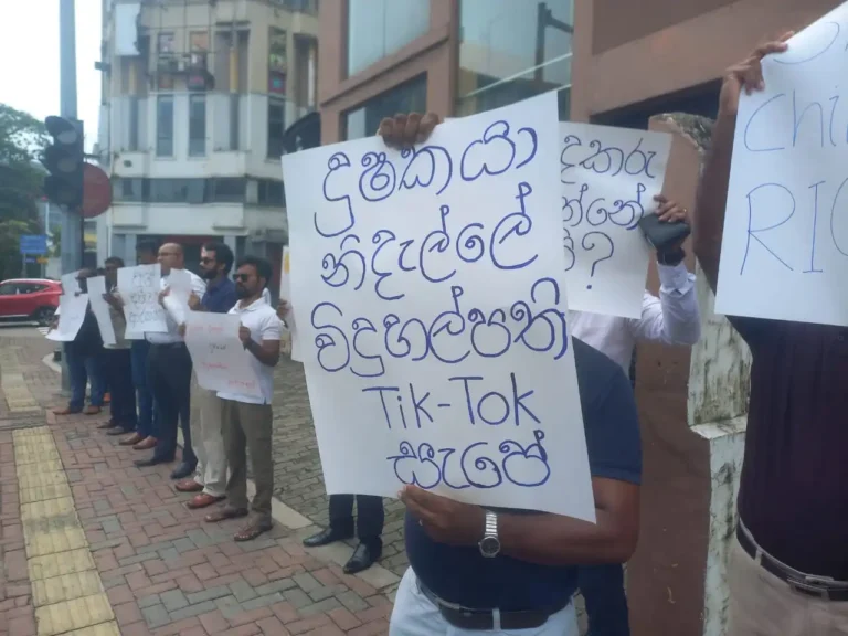 මහානාමයේ ළමා අපචාර සිද්ධියේ විදුහල්පති නිහඩයි…යුක්තිය කෝ..